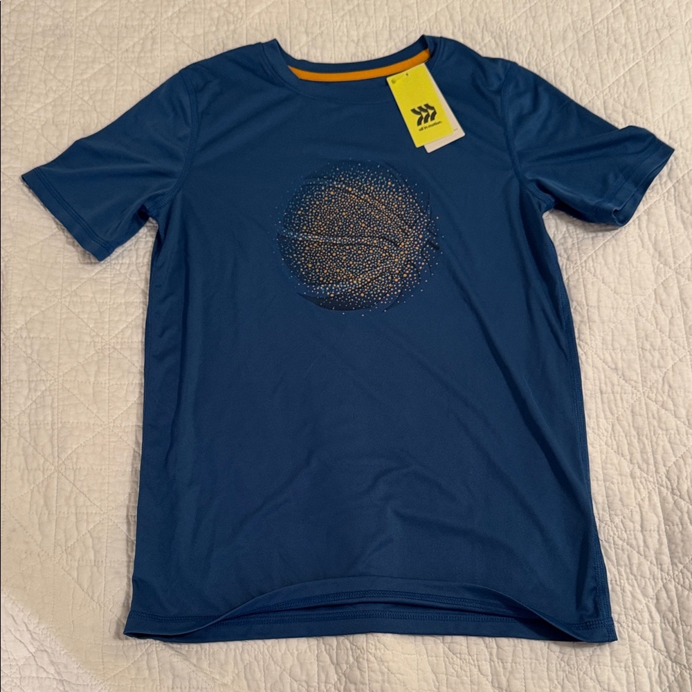All in Motion Blue Basketball Kids Graphic Tee Size Large